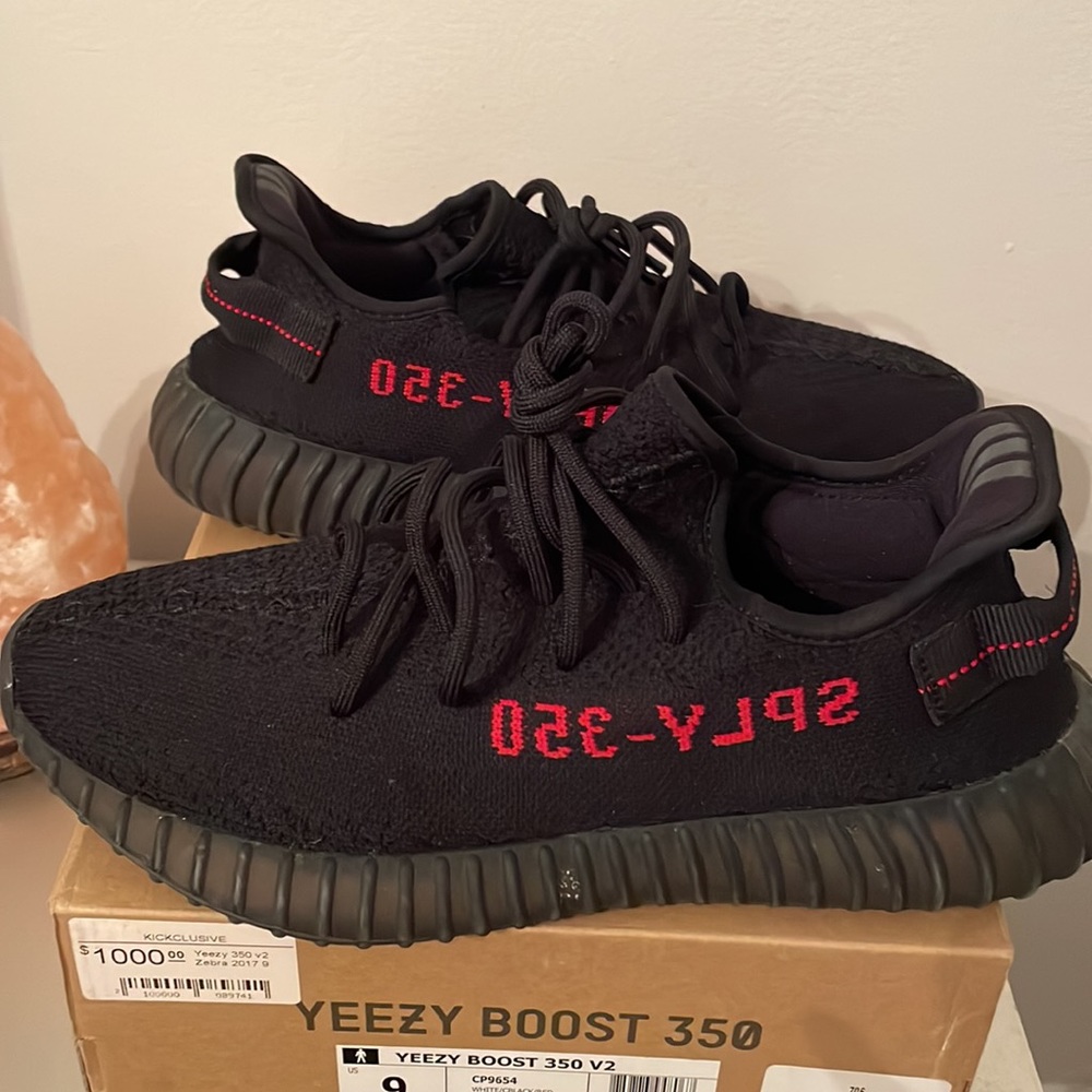 Yeezy boost 350 v2